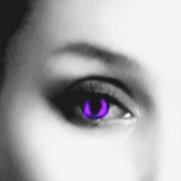 purple_eyes_